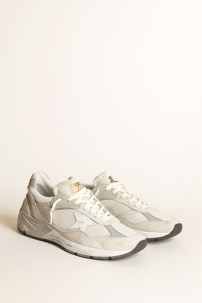 Dad-Star femme en daim blanc et gris avec étoile en cuir blanc