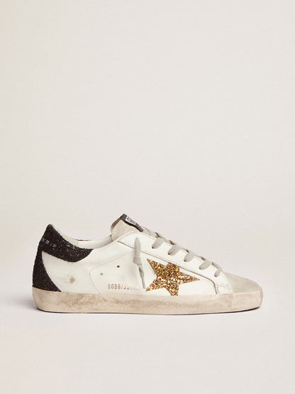 Super-Star LTD femme avec étoile dorée et contrefort à paillettes noires